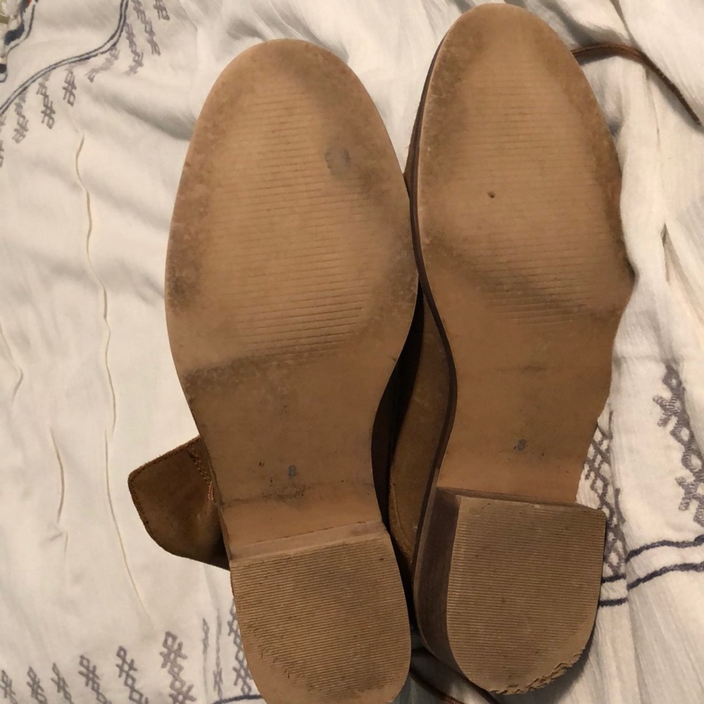 **SOLD**Steve Madden Rosaly lace up suede boots - Picture 6 of 7